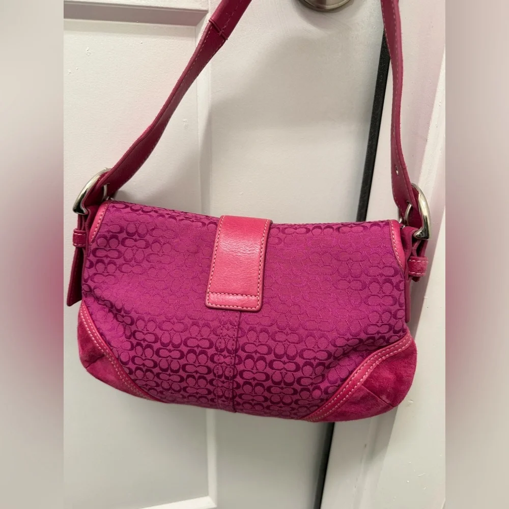 Coach‎ Y2K Fuchsia Pink Small Soho Flap Shoulder Bag 6818 China